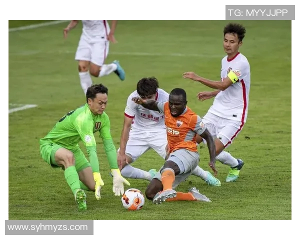 成都足球队边路渗透战术解析及其对比赛结果的影响探讨