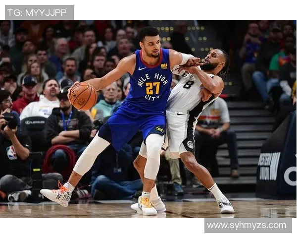 骑士与湖人激战正酣腾讯直播全程呈现精彩瞬间与赛后分析